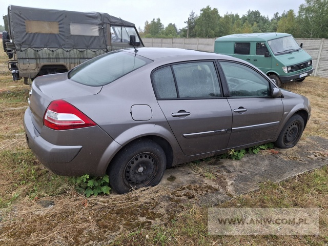 Samochód osobowy RENAULT MEGANE 1,6 